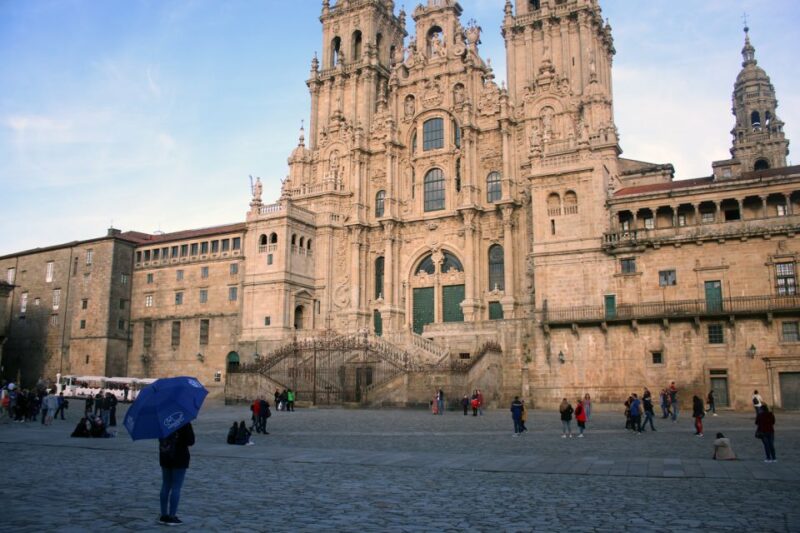 Santiago de Compostela: Old Town Private Tour - Flexibility and Personalization in the Tour Itinerary