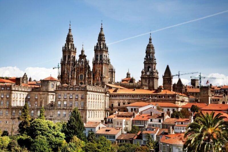 Santiago de Compostela: Private tour with a local guide - No Food or Drinks Included, But Plenty of Advice Available
