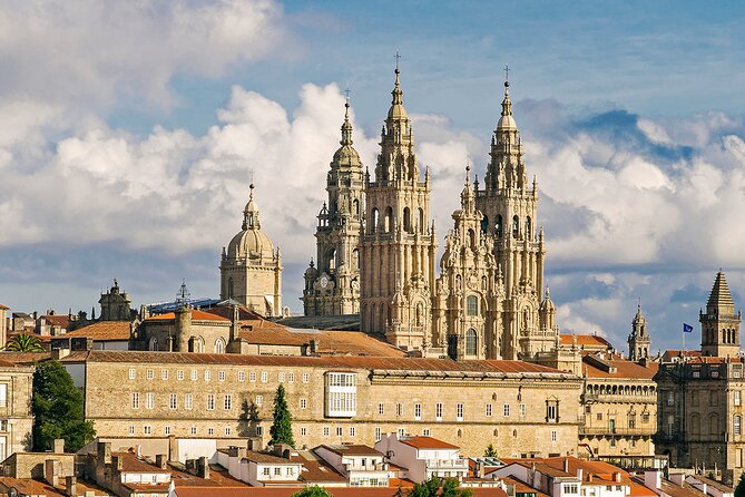 Santiago de Compostela Private Transfer from the city centre to SCQ Airport - Accessibility and Special Considerations