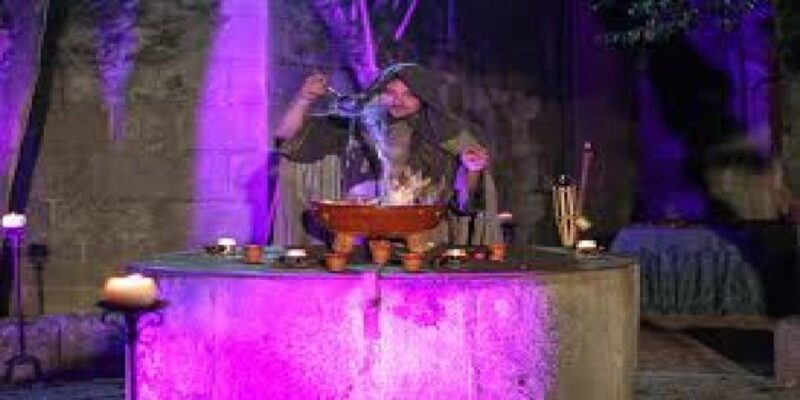 Santiago de Compostela: Queimada Experience Show and Tasting - Key Points