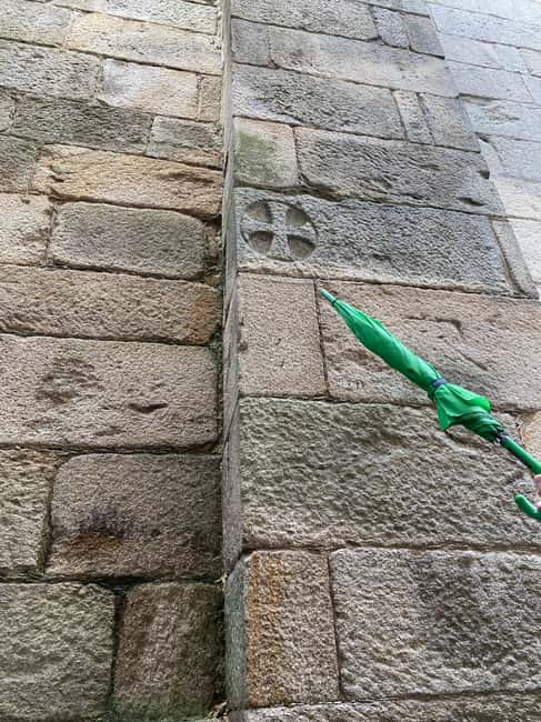 Santiago de Compostela: Tour of the Templars in Spanish - Visiting the Collegiate Church of Our Lady "la Mayor y Real" of Sar