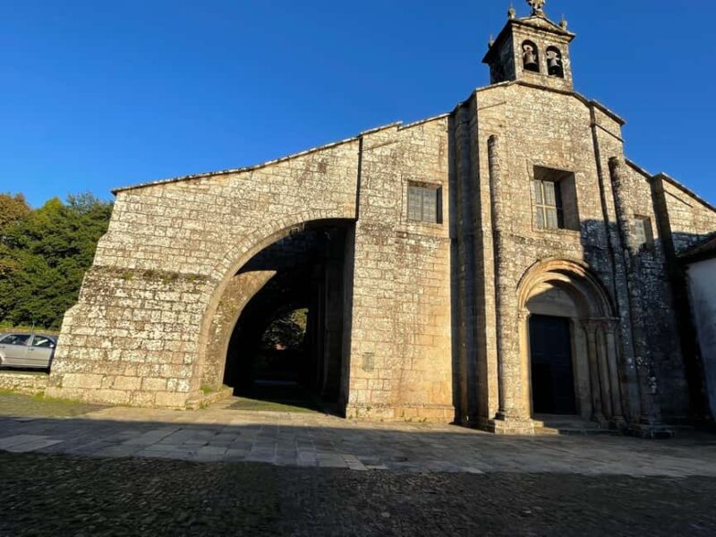 Santiago de Compostela: Tour of the Templars in Spanish - The Guided Tour of the Collegiate Church of Sar