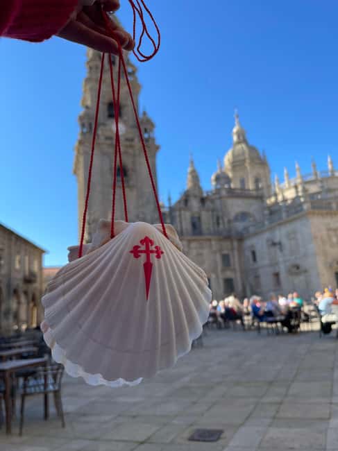 Santiago de Compostela: Tour of the Templars in Spanish - The Logistics: Meeting Point, Transport, and Group Size