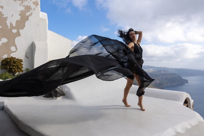 Santorini 2hrs Flying Dress Photoshoot with Transportation - Who Should Book This Tour and Why