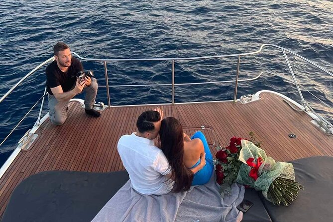 Santorini: 40min Photoshooting in Oia - Flexibility and Cancellation Terms