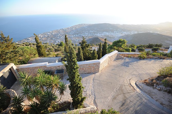 Santorini 5 Hour Custom Private Sightseeing Tour - Key Points