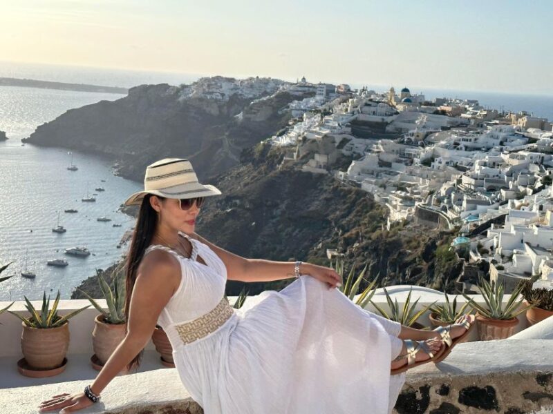 Santorini: 5-Hour Private Panoramic Tour with Host - Relaxing at Perivolos Black Beach