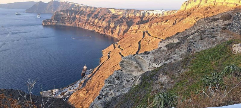 Santorini: 5 Hour Private Tour in Santorini with a Local - Sunset Views from Firostefani and Oia (Optional)