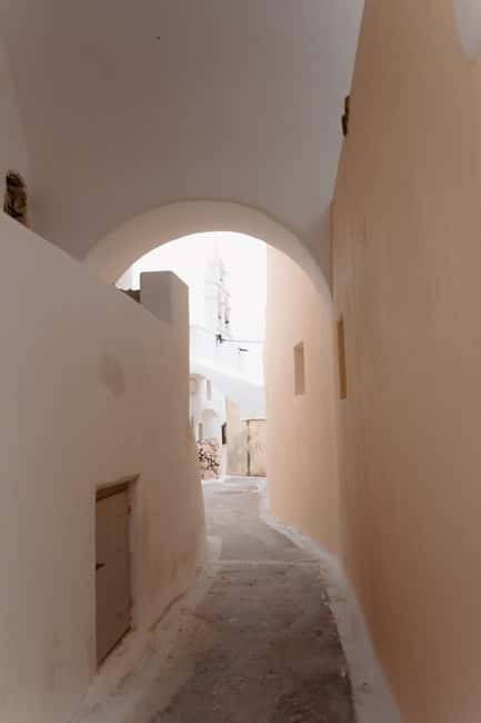 Santorini: A Journey Through Vineyards & Volcanic Richness - Is This Tour Right for You?