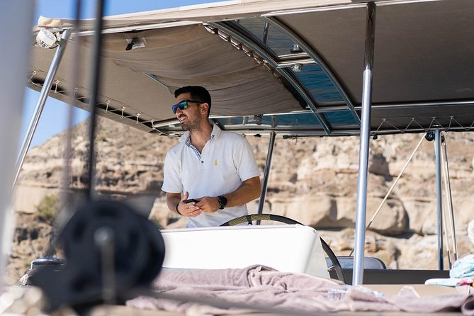 Santorini All-inclusive Catamaran Cruise with Thirassia Stop - Snorkeling and Swimming Experience