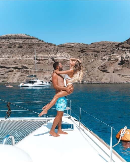 Santorini: All-Inclusive Private Catamaran Experience - Enjoying Fresh Food and Open Bar on the Water