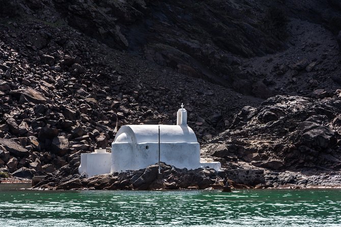 Santorini Caldera Cruise Tour (Volcano, Hot Springs, Thirassia) - Optional Volcano Hike and Geological Insights