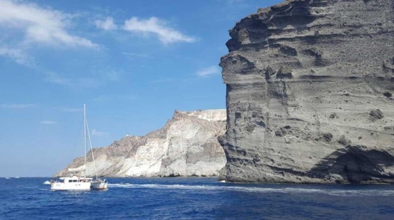 Santorini: Caldera Cruise with Greek Meal and Transfer - Santorini’s Scenic Caldera Viewpoints from the Water