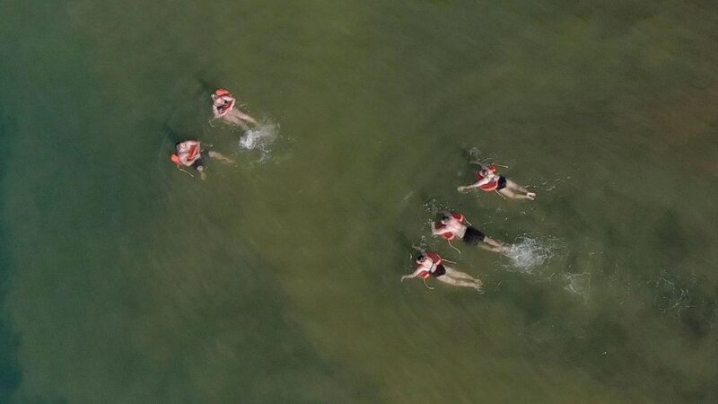 Santorini: Caldera Cruise with Greek Meal and Transfer - The Route and Stops Explained