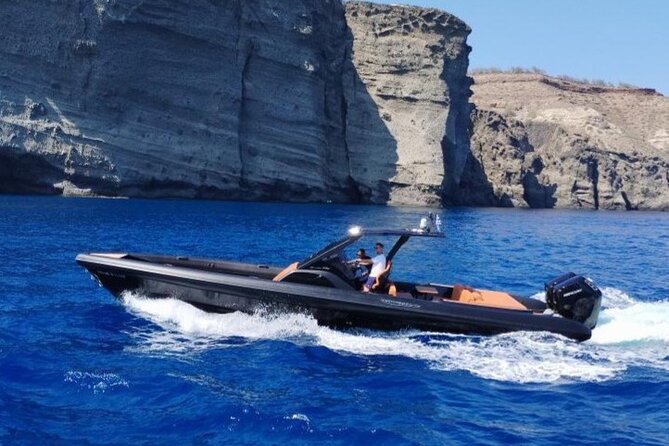 Santorini Caldera: Private Cruise with Speed Boat & Open Bar - Exploring Red Beach: One of Santorini’s Most Famous Spots