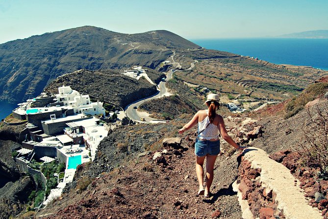 Santorini Caldera Walk Hiking Experience Fira-Oia - Recommendations for the Tougher Sections