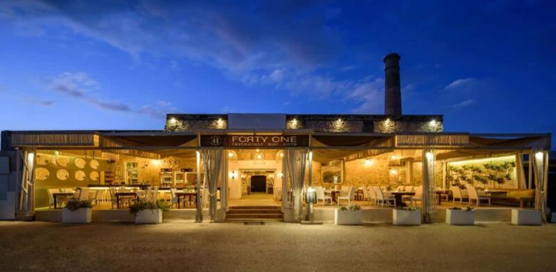 Santorini: Candlelight Restaurant Dinner on Black Sand Beach - Santorini: Candlelight Dinner on Black Sand Beach Offers Intimate Luxury