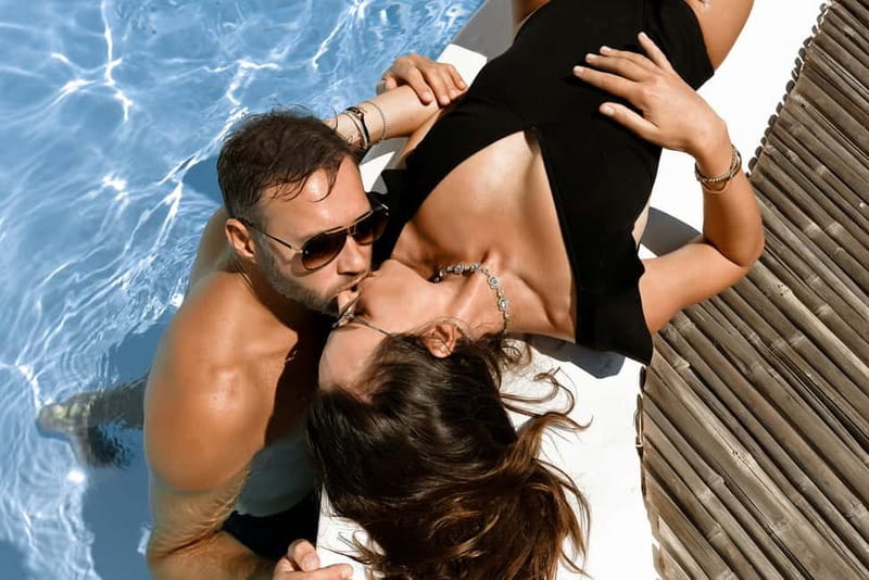 Santorini: Casual Photoshoot by Flying Dress Photo © - What You Receive: Photos and Souvenirs