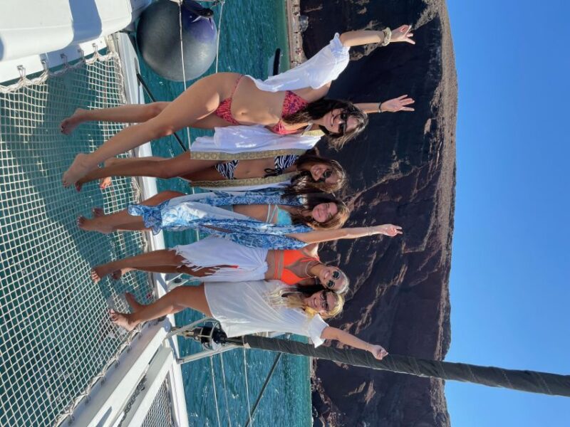 Santorini: Catamaran Cruise with Meal & Open Bar - Starting Point at the Old Marina of Vlychada