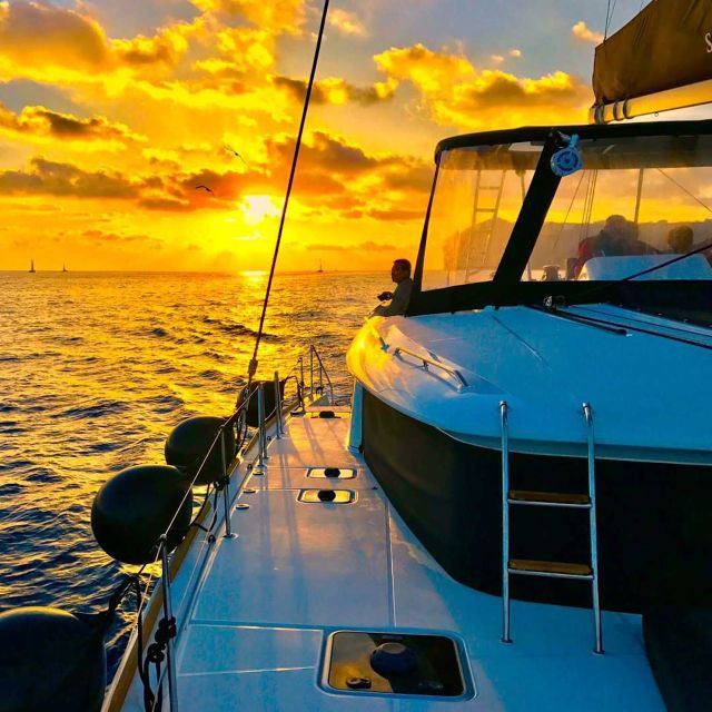 Santorini: Catamaran Cruise with Meal & Open Bar - Sunset Views and Final Sailing to Vlychada