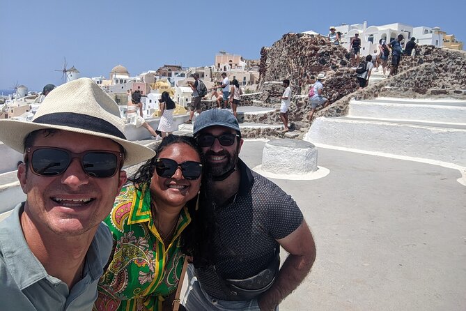 Santorini Classic Highlights and Sightseeing Private Tour - Perissa Black Sand Beach: Relaxing by the Seaside