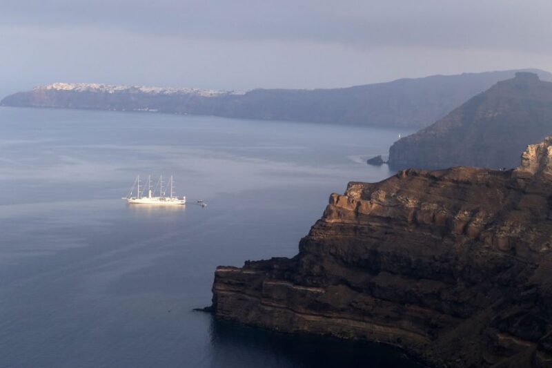 Santorini: Classic Private Tour - Accessibility and Physical Requirements