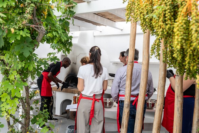 Santorini Cooking Class with Wine Tasting - The Credentials of the Guides and Service Quality