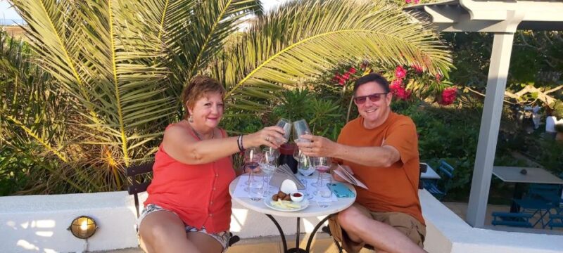 Santorini: Cork & Fork - Inclusive Experience: Transportation and Food