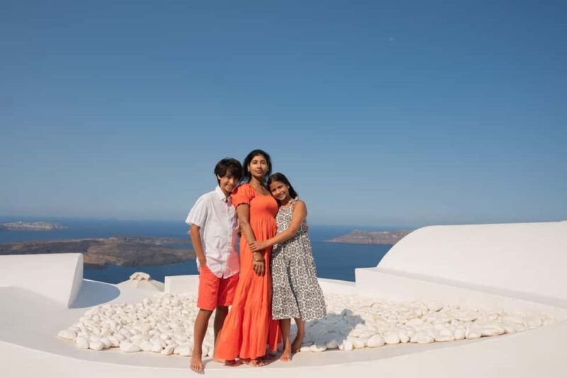Santorini: Couple Family Photoshoot with Pickup - Customizable Experience to Suit Your Preferences