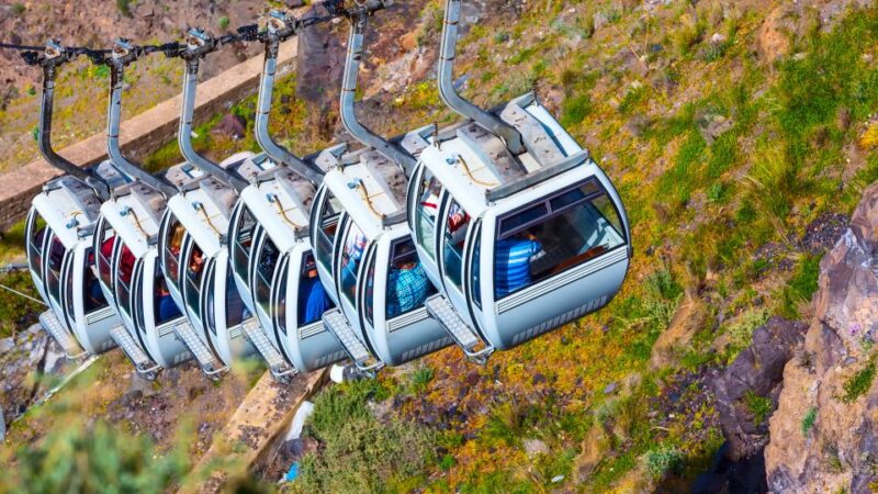 Santorini : Discover with Locals - Private Shore Excursion - Who Will Appreciate This Santorini Shore Excursion?