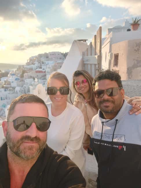 Santorini Discovery Tour:"Cliffs to Blue Domes" - Fira: The Vibrant Capital of Santorini