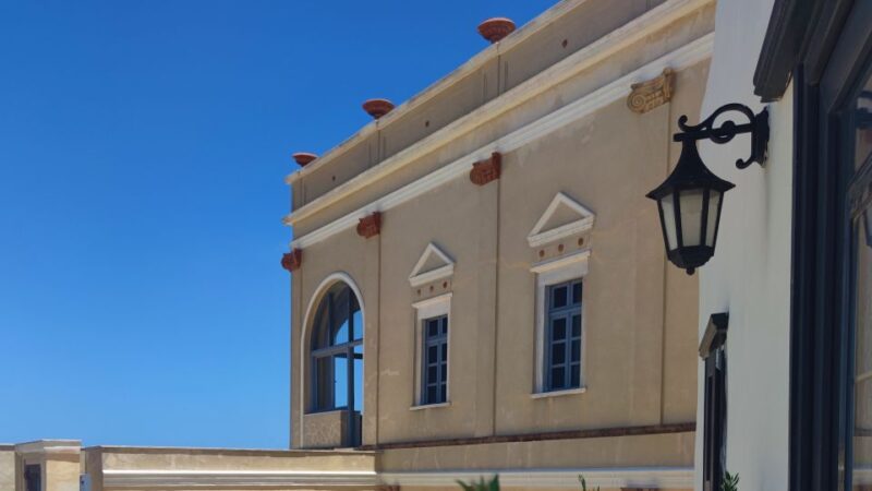 Santorini Essentials: Half-day Private Sightseeing Tour - The Charm of Oia Village and Alternatives