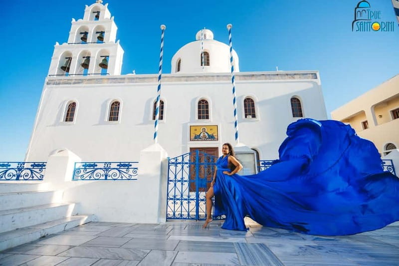 Santorini: Flying Dress Photoshoot with Edited Photos - Group Size and Personal Attention