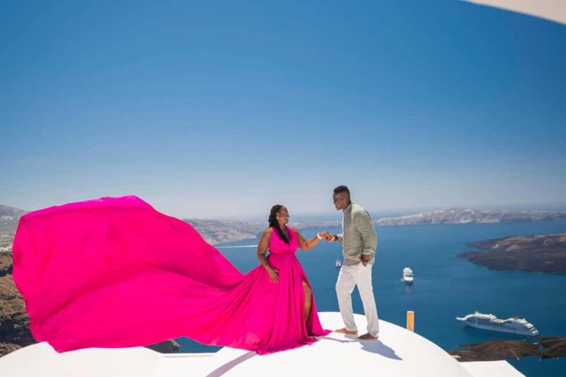 Santorini: Flying Dress with Photos & Video Reel - Practical Details: Meeting Point and Group Size