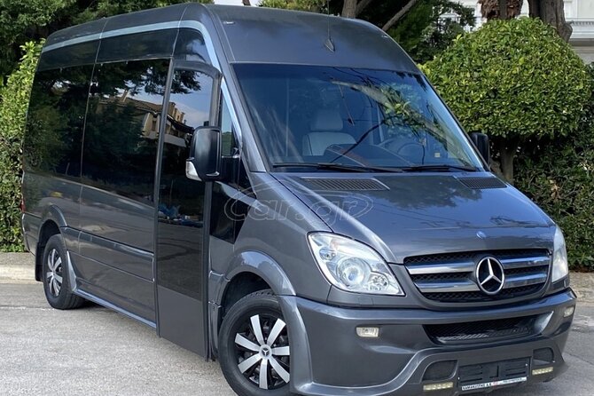 Santorini Getaways Private Transfer - Comfortable Transport with Air-Conditioned Minivans and Bottled Water