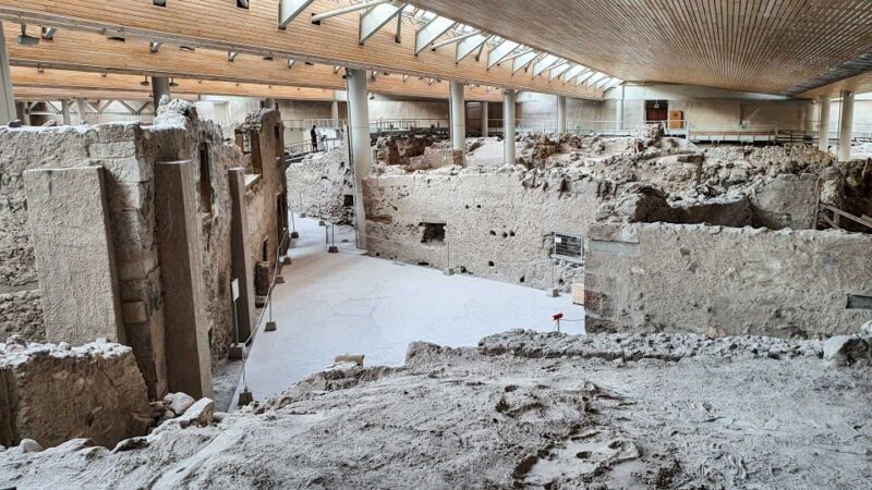 Santorini: Guided Island Day Trip with Beach Visit - Discovering Fira, the Capital of Santorini