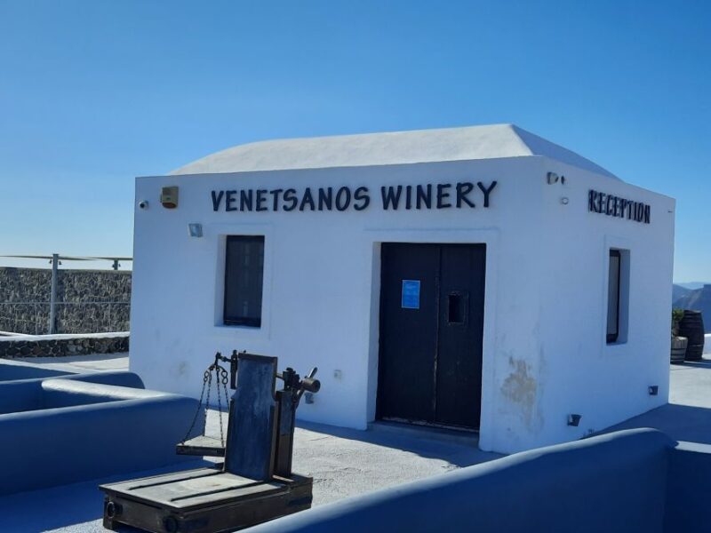 Santorini: Guided Wineries Private Tour with Wine Tastings - Pacing and Duration of the Tour