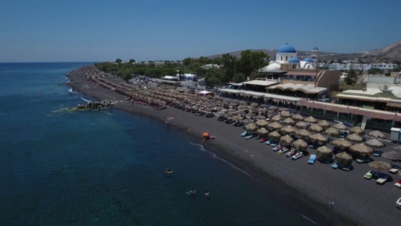 Santorini: Highlights prive tour & wine tasting-local guide - Who Will Enjoy This Tour Most?