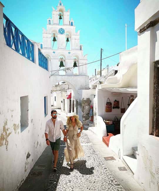 Santorini: Highlights Tour & Flying Dress Photoshoot - Practicalities of the Tour: Pickup, Duration, and Group Size