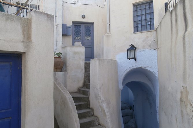 Santorini Highlights& Wine Tasting Private Tour - Relaxing at Perissa Black Sand Beach