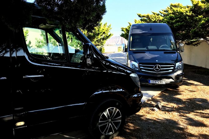 Santorini Hotel/Airport & Port Transfers - Practical Details and Booking Insights