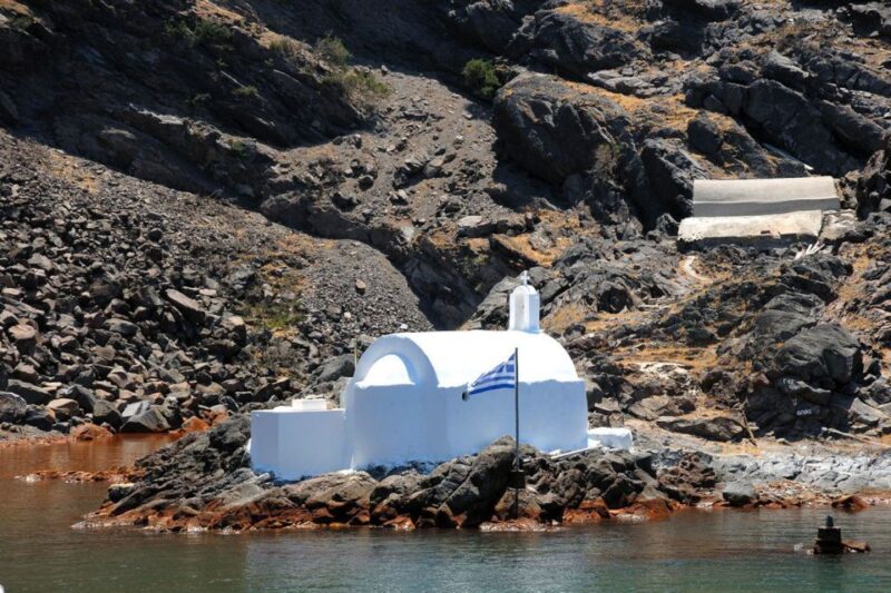 Santorini Island Bus Tour and Caldera Sunset Cruise - The Guides and Overall Organization