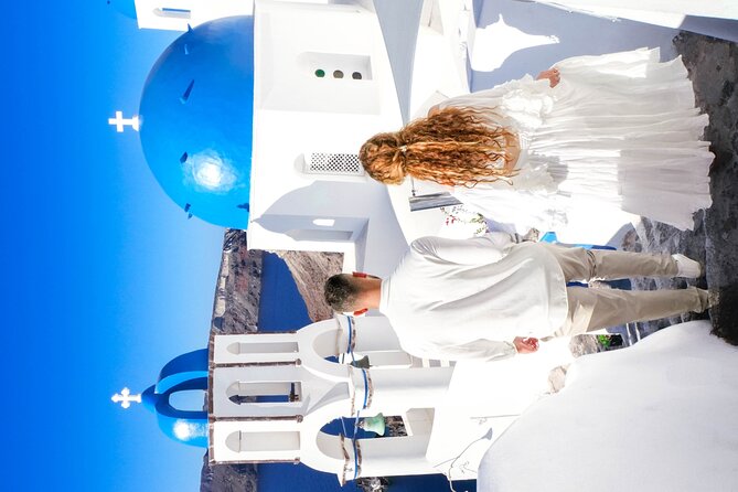 Santorini L.P. Photography Session - Timing and Pacing: When to Book for the Best Light