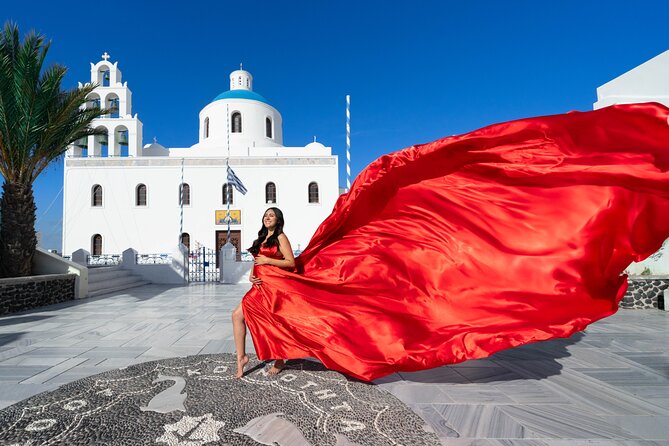 Santorini L.P. Photography Session - Accessibility and Practical Tips for the Photoshoot