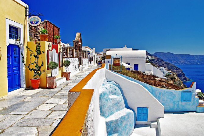 Santorini Luxurious Highlights Tour with Dinner - Oia: The Sunset Village