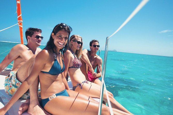 Santorini Luxury Private Cruise with Hotel & Cruise Port Pickup - Cost and Booking Insights