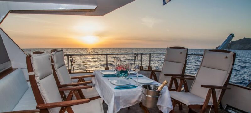 Santorini: Motor Yacht Private Cruise with 5-Course Meal - Key Points