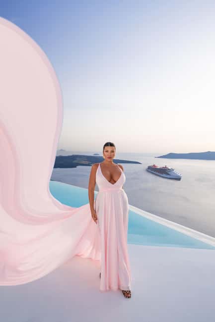 Santorini: Oia Flying Dress Photoshoot by SokoLOVE - Dress Selection and Tips for the Photoshoot