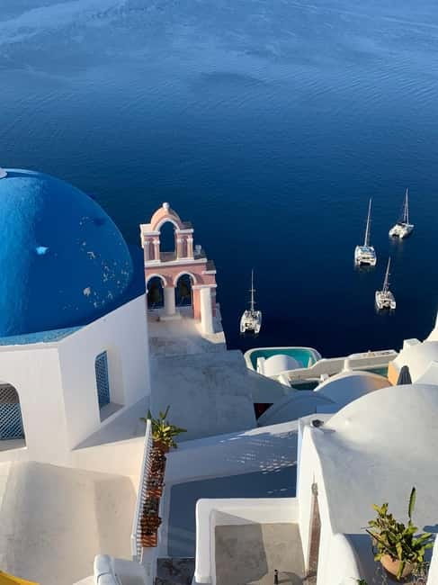 Santorini: Oia Sunrise Walking Tour with Local Guide - Navigating the Narrow Streets and Back Roads