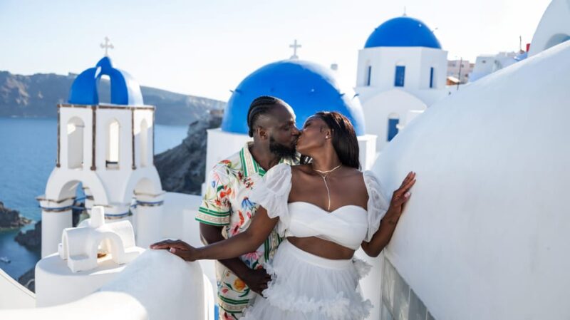 Santorini Photographer SPECIAL SUMMER OFFER (skip the line) - Advantages of the Summer Special Offer